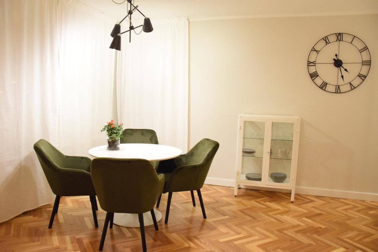 Green Apartament Centrum Appartement Olsztyn  Buitenkant foto